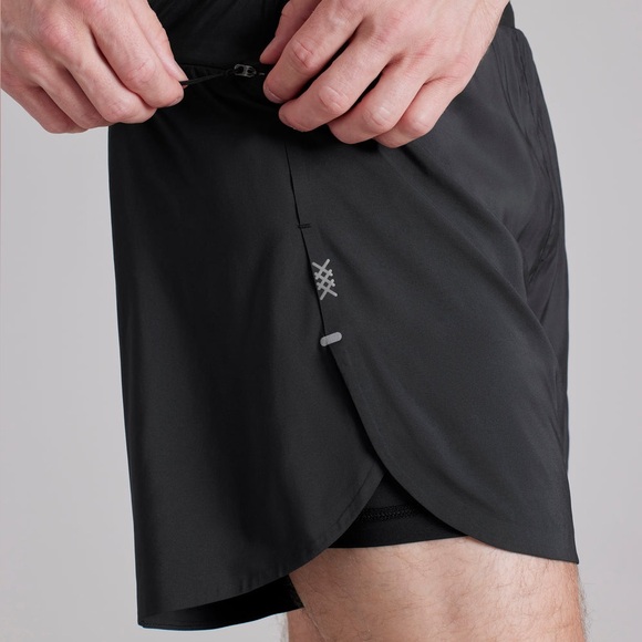 🆕 Rhone Extra Mile 5" Compression-Lined Lightweight Performance Running Shorts - Picture 3 of 5